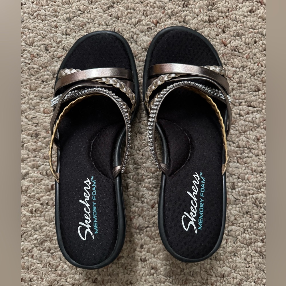 Skechers Women's Black and Gold Sandals